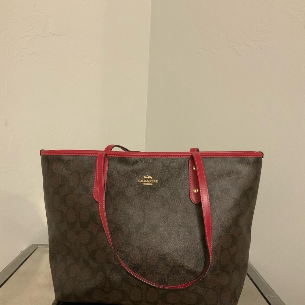 Coach Signature City Zip Tote - Brown True Red